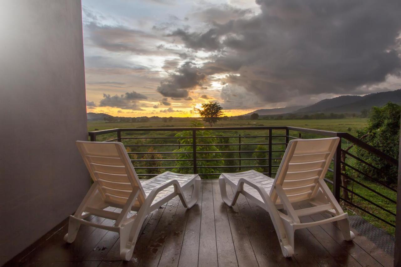 Villa Paddy Padang Mat Sirat Exteriér fotografie